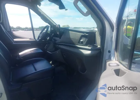 2023 Ford Transit-250 z USA, uszkodzony, nr VIN 1FTBR1C85PKB86980